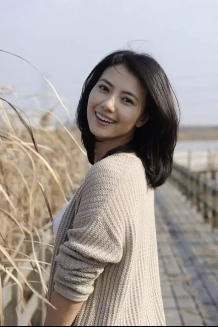 高圆圆:40岁走下神坛,平庸是最好的"直男斩"