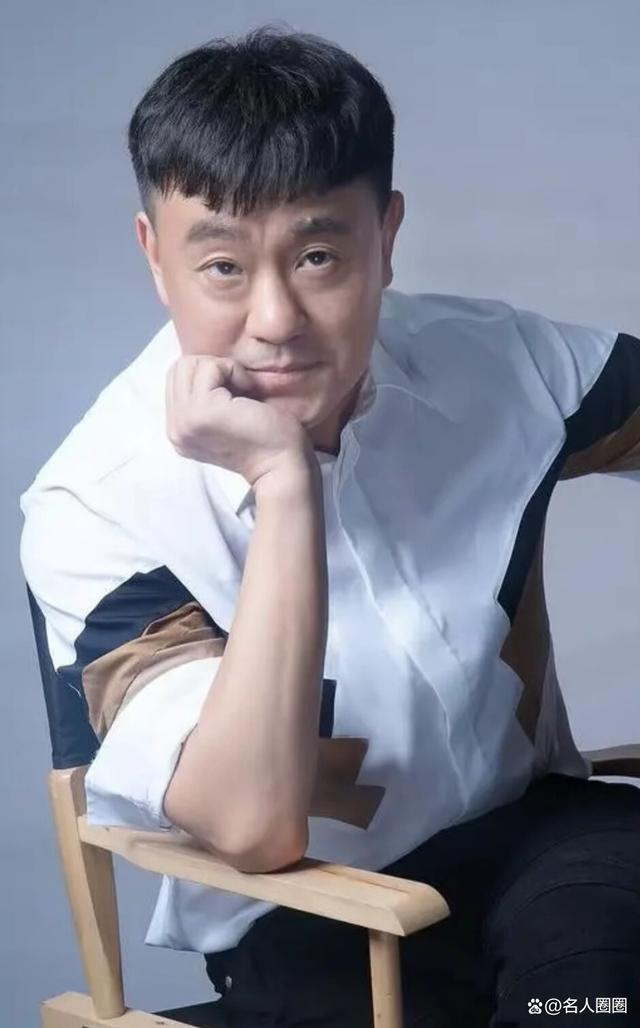 国家一级演员何冰