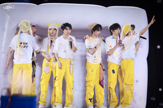 我们短暂的交错 尾声潮落  致敬这场相遇  @时代少年团