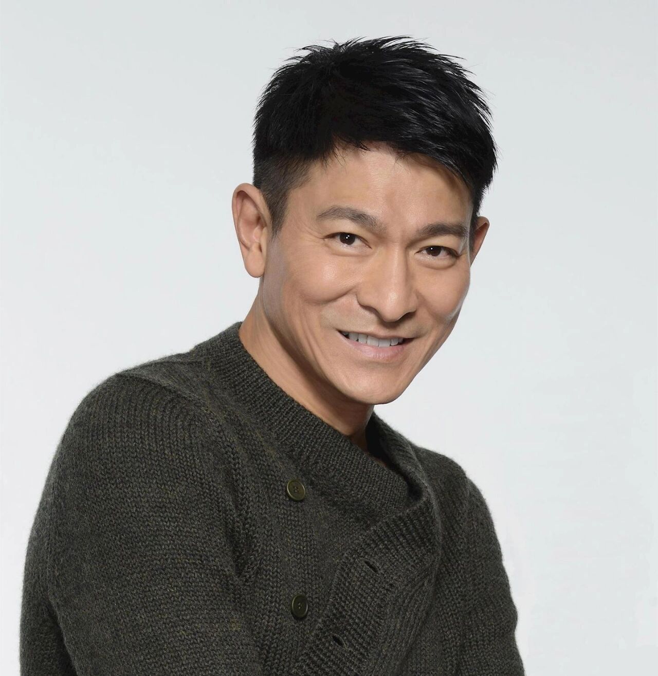 刘德华 说起娱乐圈的大哥大,大家都会把目光投向刘德华,如今已经六十