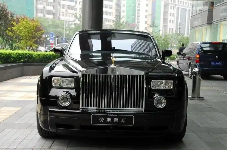 迈巴赫多少钱一辆 全球最贵十大豪车【汽车时代网】 - 劳斯莱斯中最