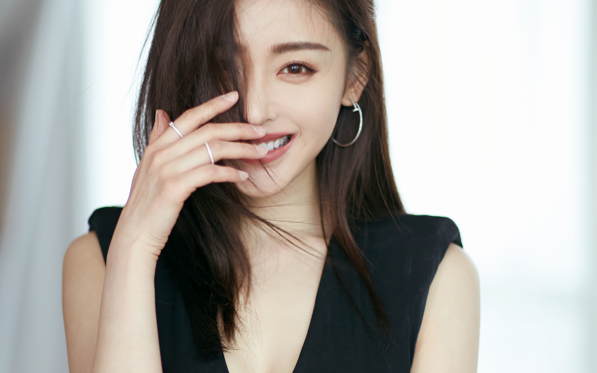 张天爱性感迷人写真桌面壁纸高清大图预览1920x1200_大陆明星下载_美