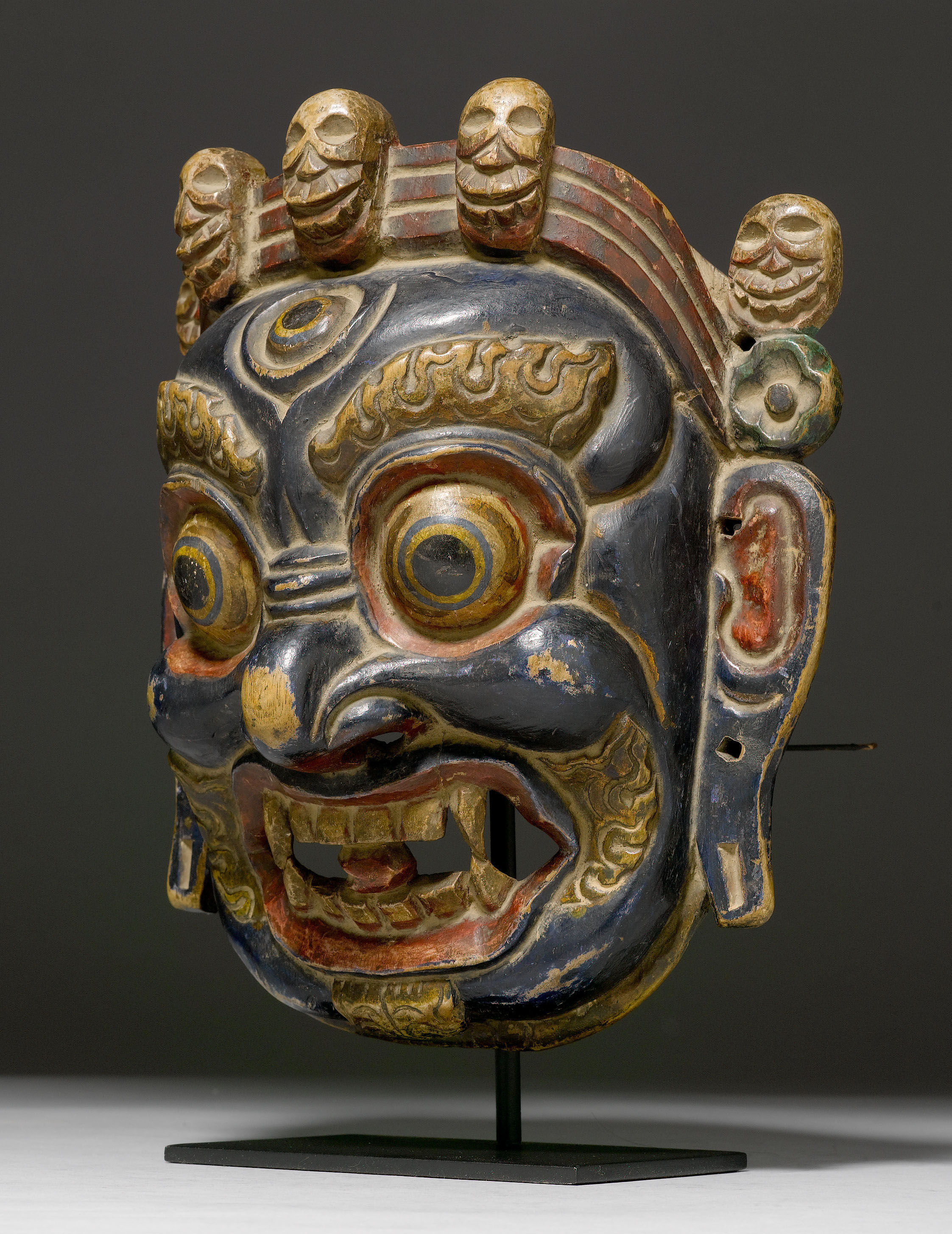 镶铜鎏金硬木面具 参考: koller2016亚洲艺术品秋季拍卖会 > 中国