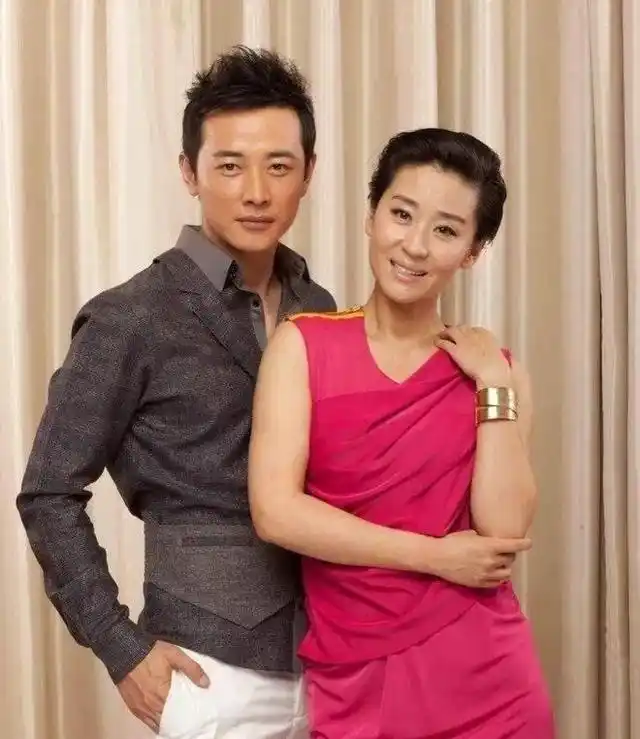 有一种"恩爱"叫罗晋和唐嫣!结婚5年后,活成娱乐圈的模范夫妻