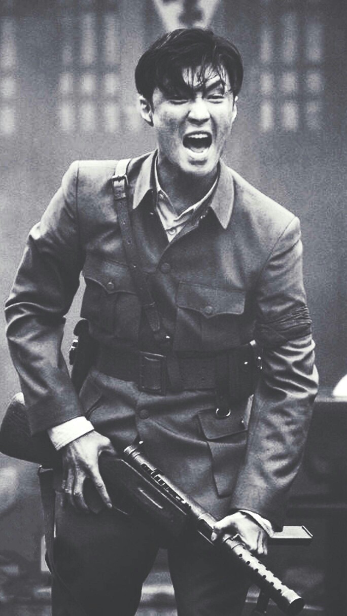 张艺兴建军大业