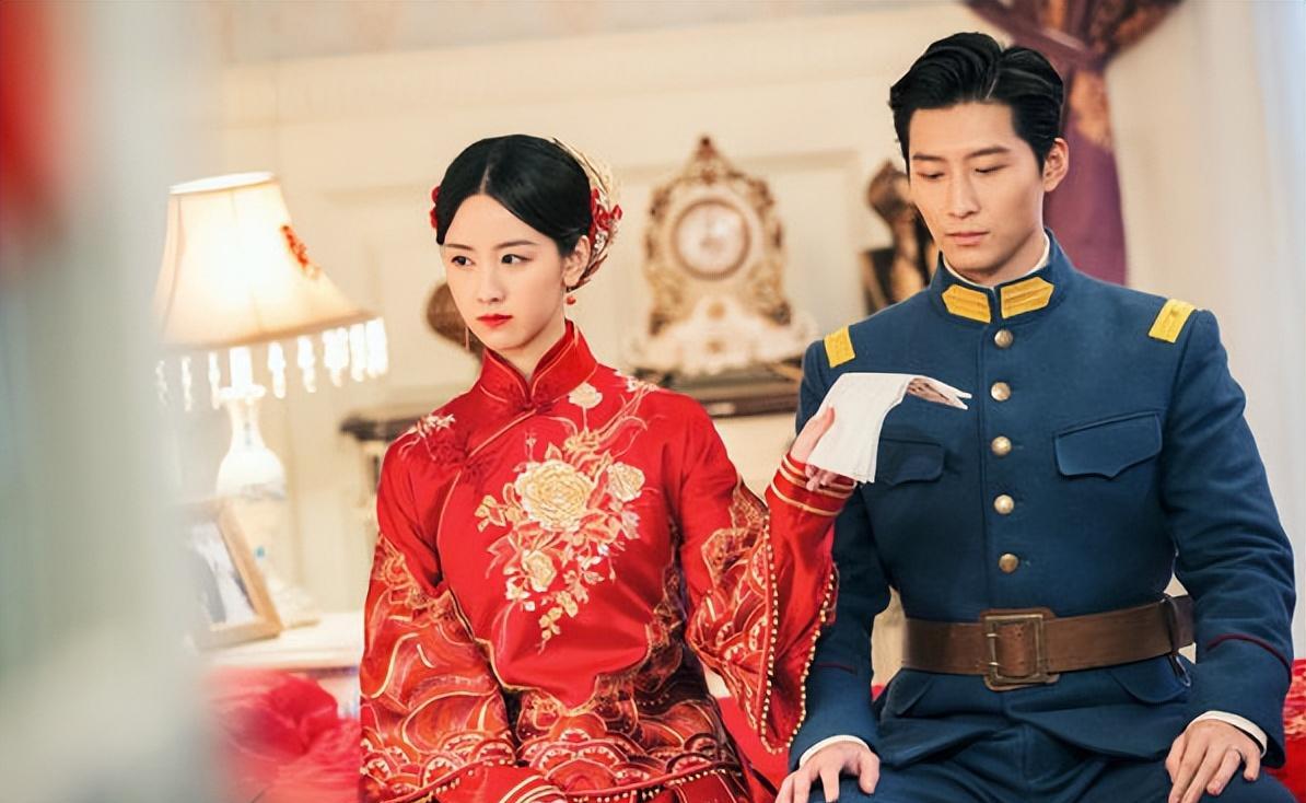 千玺:演军阀少帅我在行,窦骁:弟弟你还年轻,钟汉良:都起开_军装