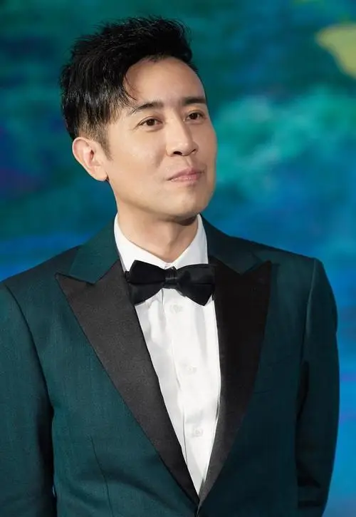 不发福,不油腻,颜值身材都在线的8位中年内地男星,真叔圈楷模_气质