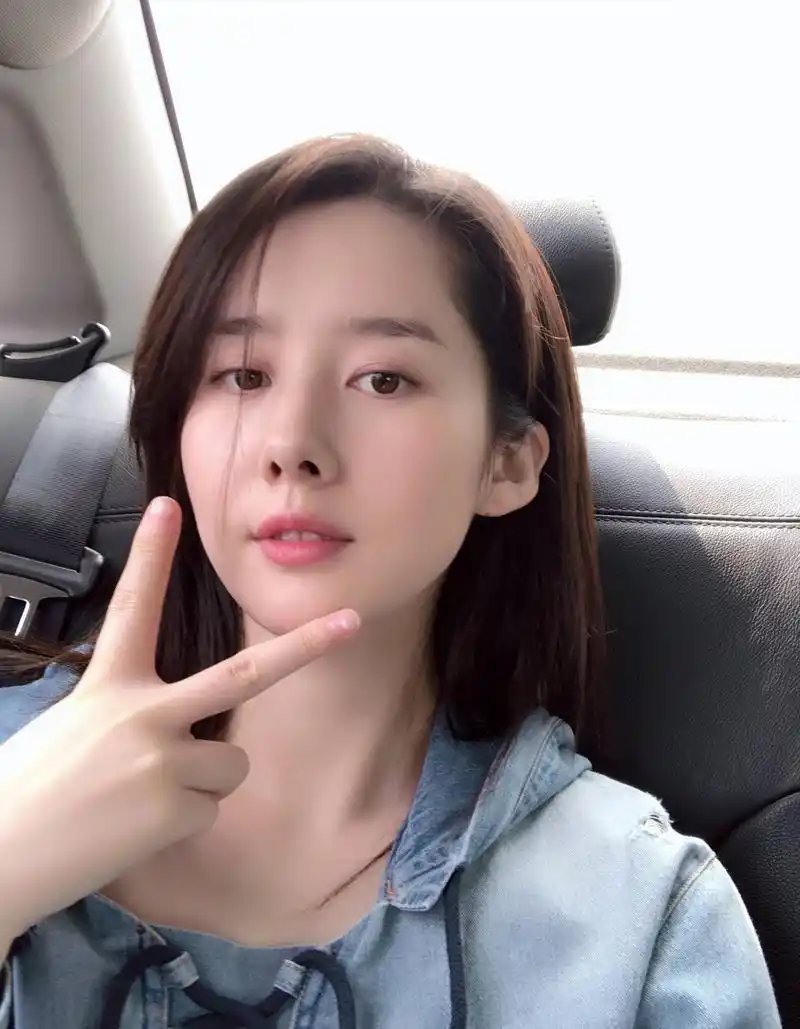 景如洋:如花似玉,美丽娇艳