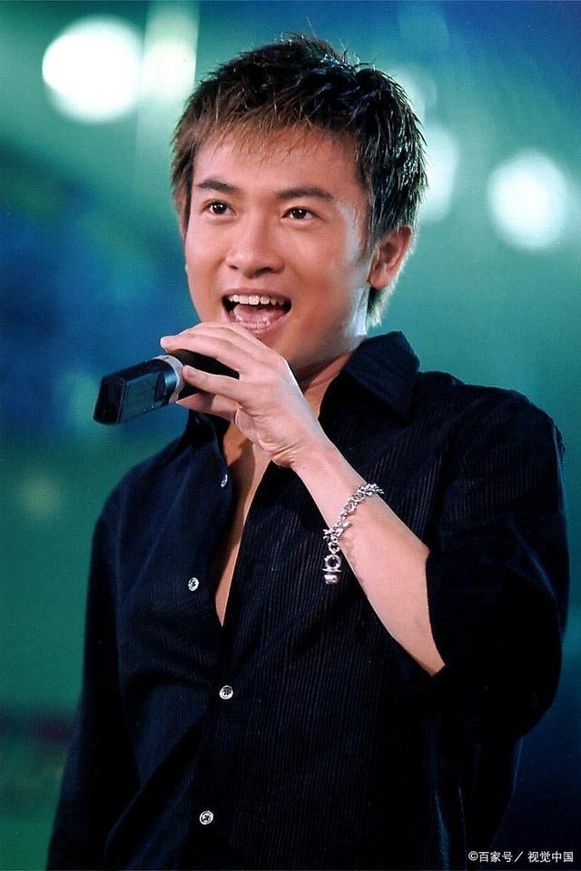 前小虎队成员,不老男神苏有朋