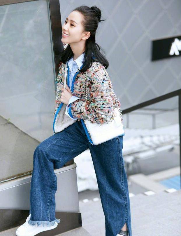 原来牛仔裤也能穿出高级感,刘诗诗这么一搭,显贵还抬气质_款式