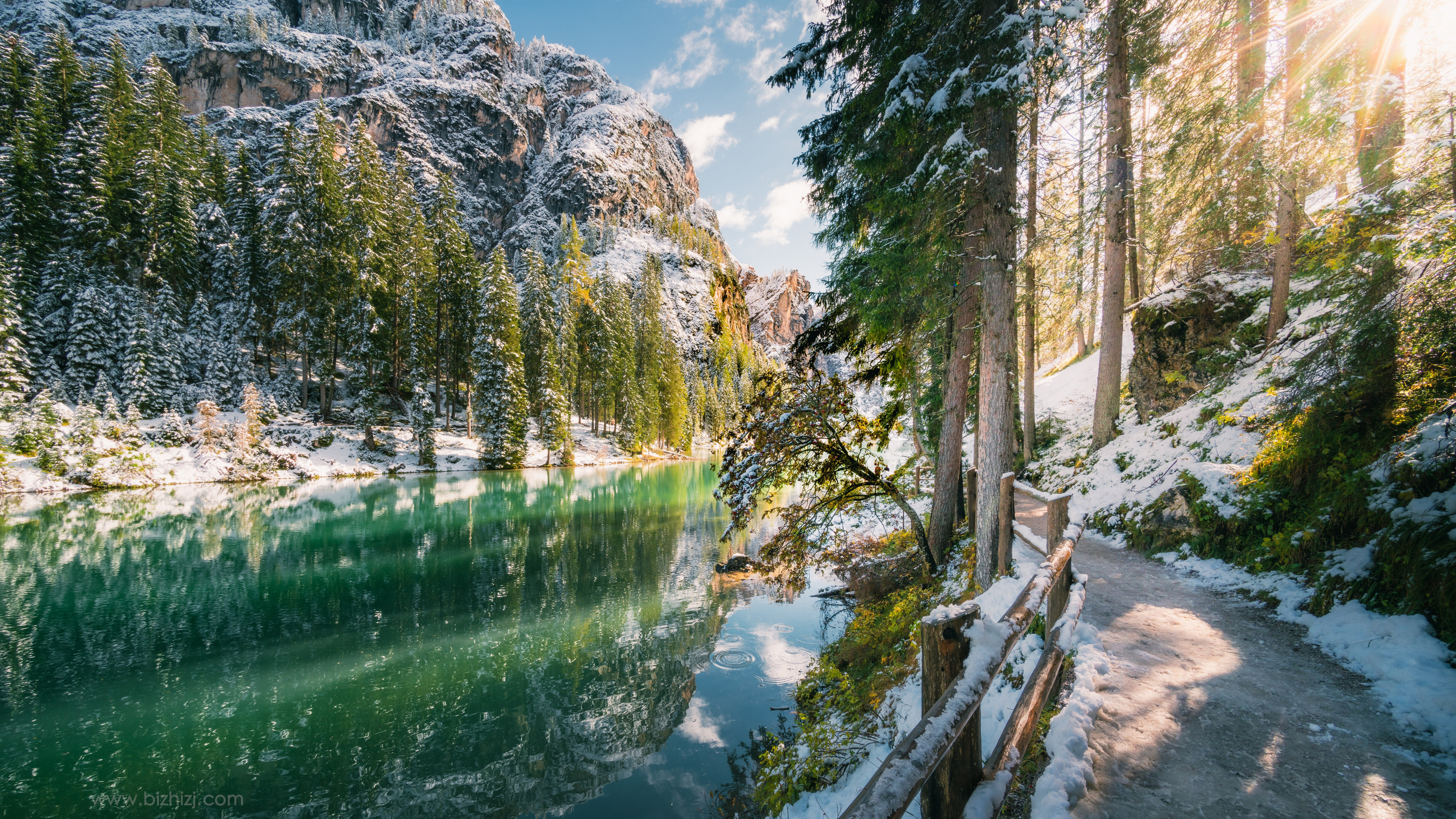 意大利布拉耶斯湖唯美风景超清壁纸