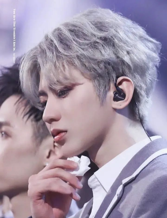 留给蔡徐坤的时间不多了|蔡徐坤_新浪新闻