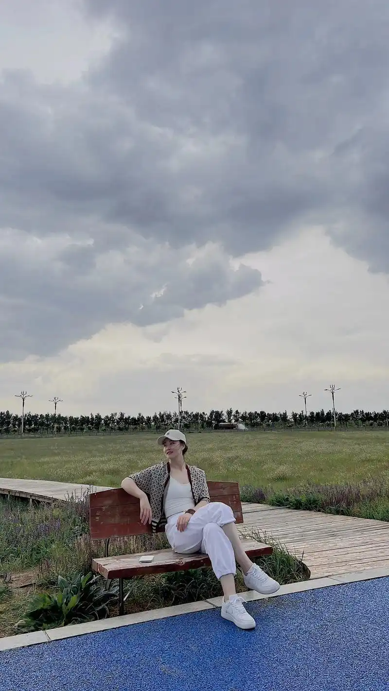 女生最好看的样子不是十八岁的稚嫩,不是三十岁的成熟!