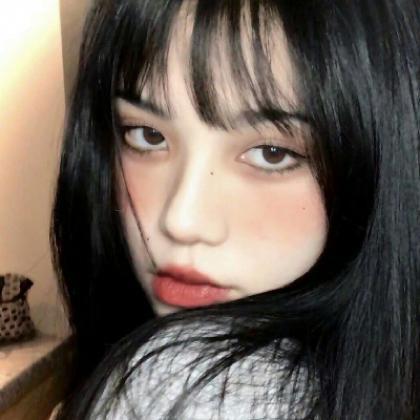 霸气冷酷的女生头像一个人很酷眼神冷淡无情的