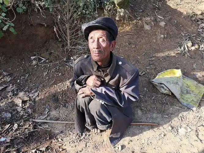 捐衣服给贫困山区地址怎么捐,2019北京上海天津如何免邮捐旧衣服平台