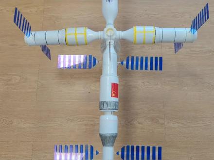 挑战用水管制作空间站_手工制作空间站模型_用矿泉水瓶做手工空间站