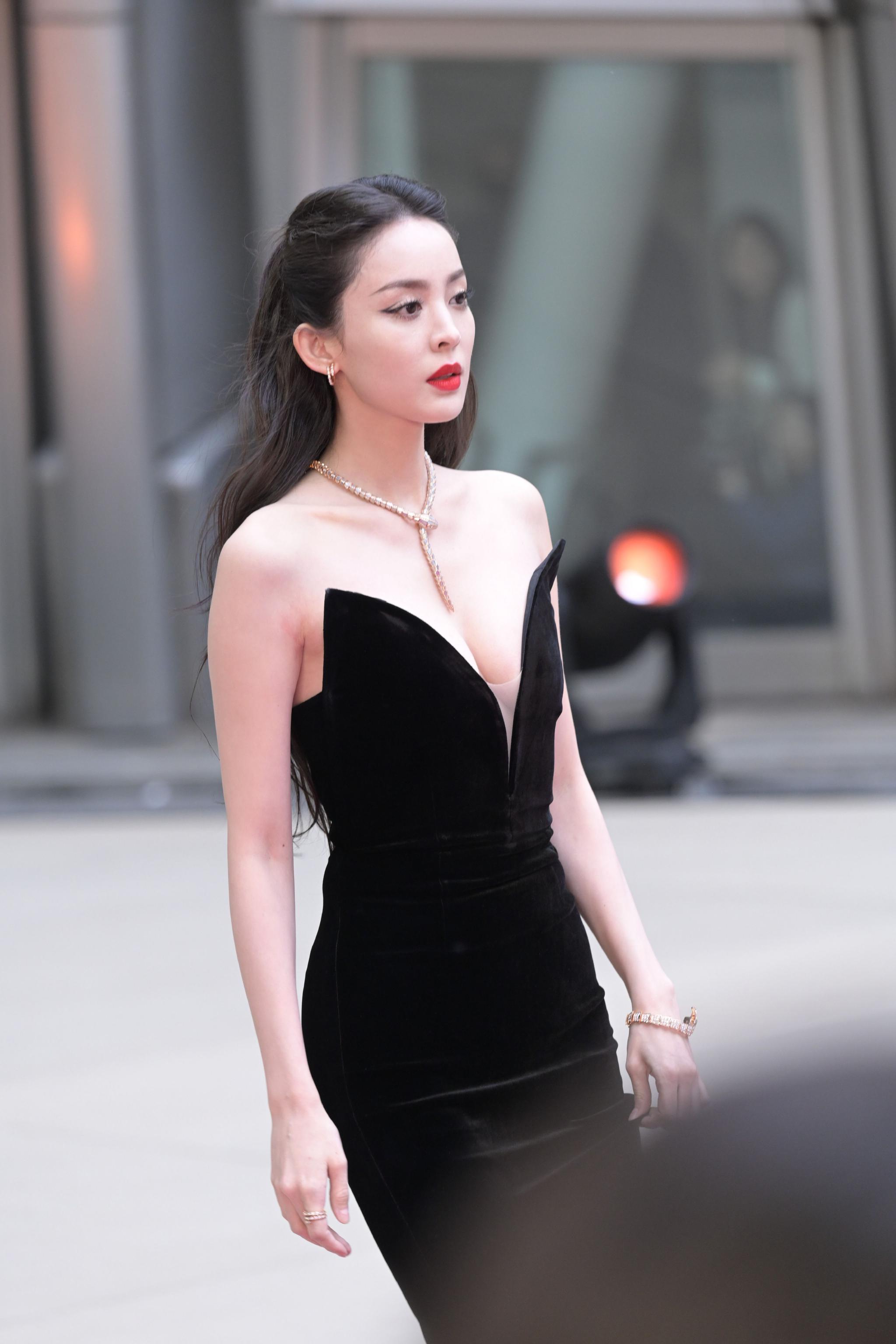 古力娜扎 好身材