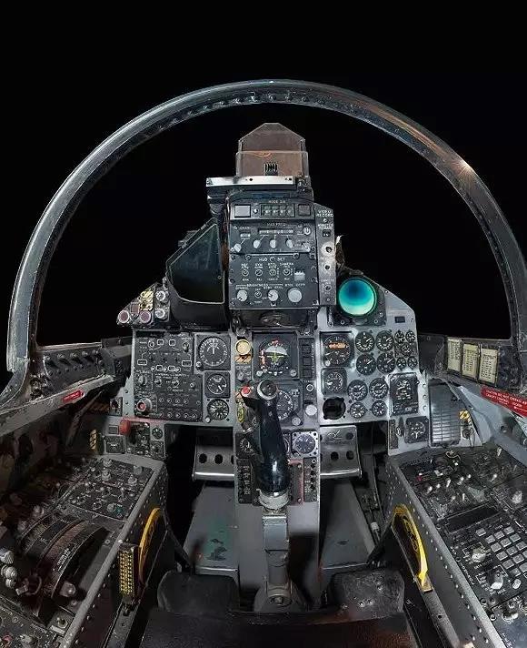 战斗机机舱,你见识过吗?