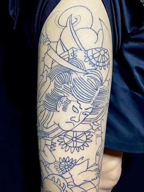 纹身鬼若丸杀鲤