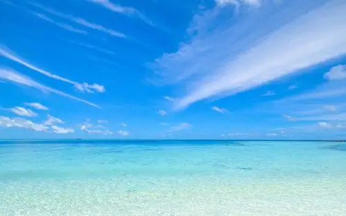 大海是天空的倒影