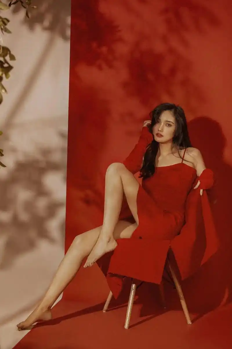 复古写真#时尚摄影 #后期修图 #情绪肖像# - 抖音