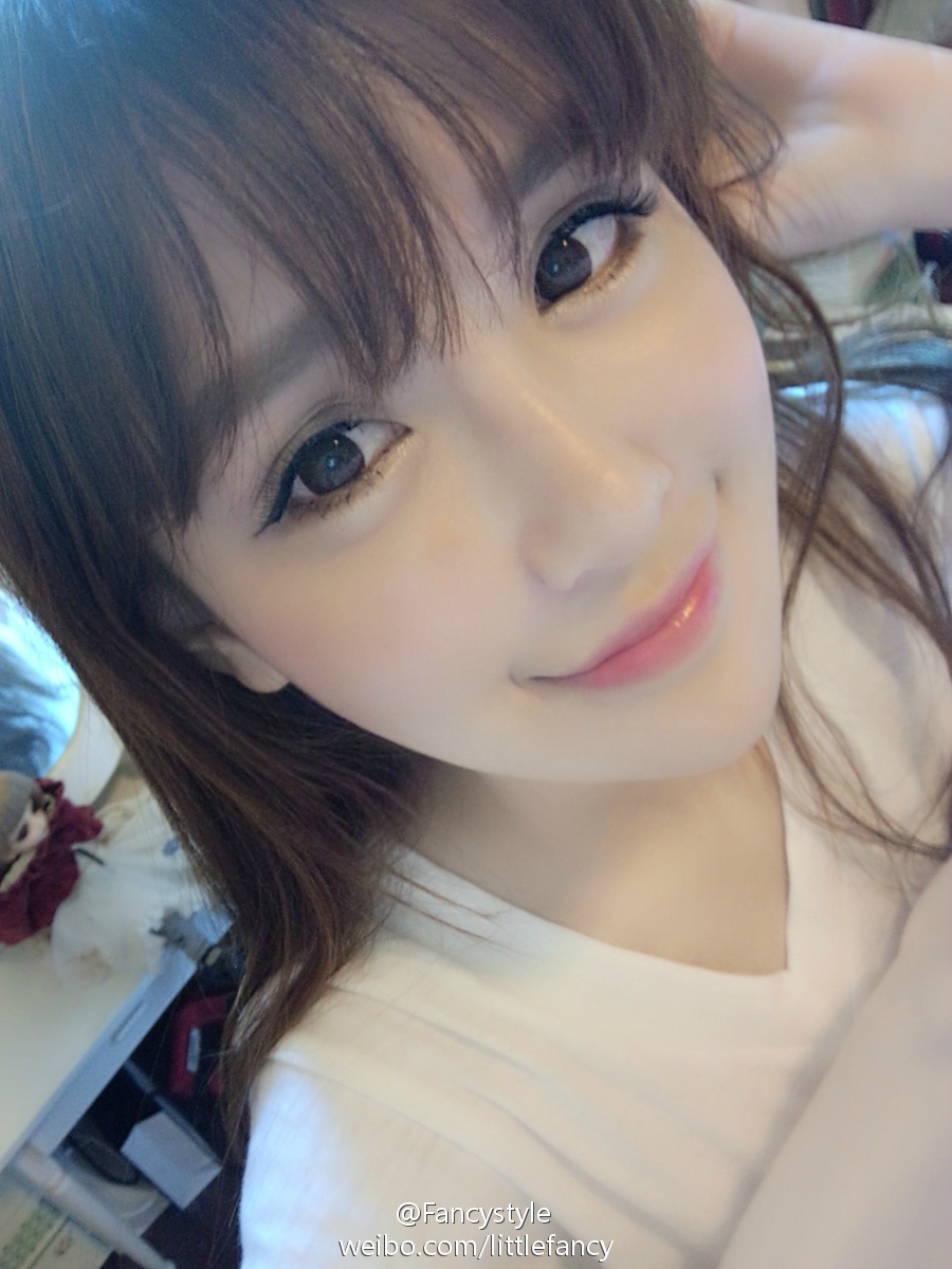 fancystyle陈亚自拍照五微博时尚网红fancystyle美照图片