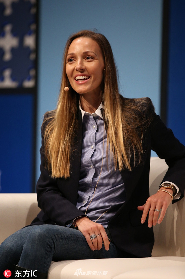 当地时间2018年11月7日,葡萄牙里斯本,2018互联网峰会,德约科维奇