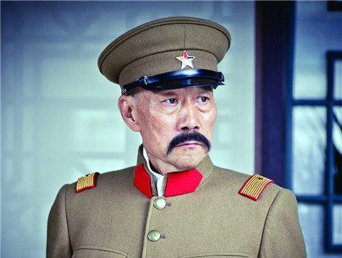 不久适逢杨宇霆父亲的七十大寿,以杨的性格自然是越张扬越好,曾有友人