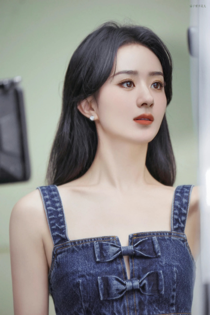 图谁做的找谁 赵丽颖可无辜躺枪喽 有些人这么喜欢捧nh踩内娱 怎么不