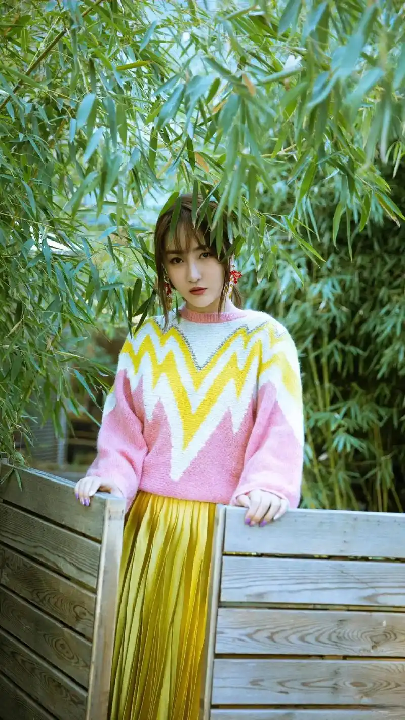 明星壁纸 #图文热点来了 #笑容最治愈的女孩 #高姝瑶 - 抖音