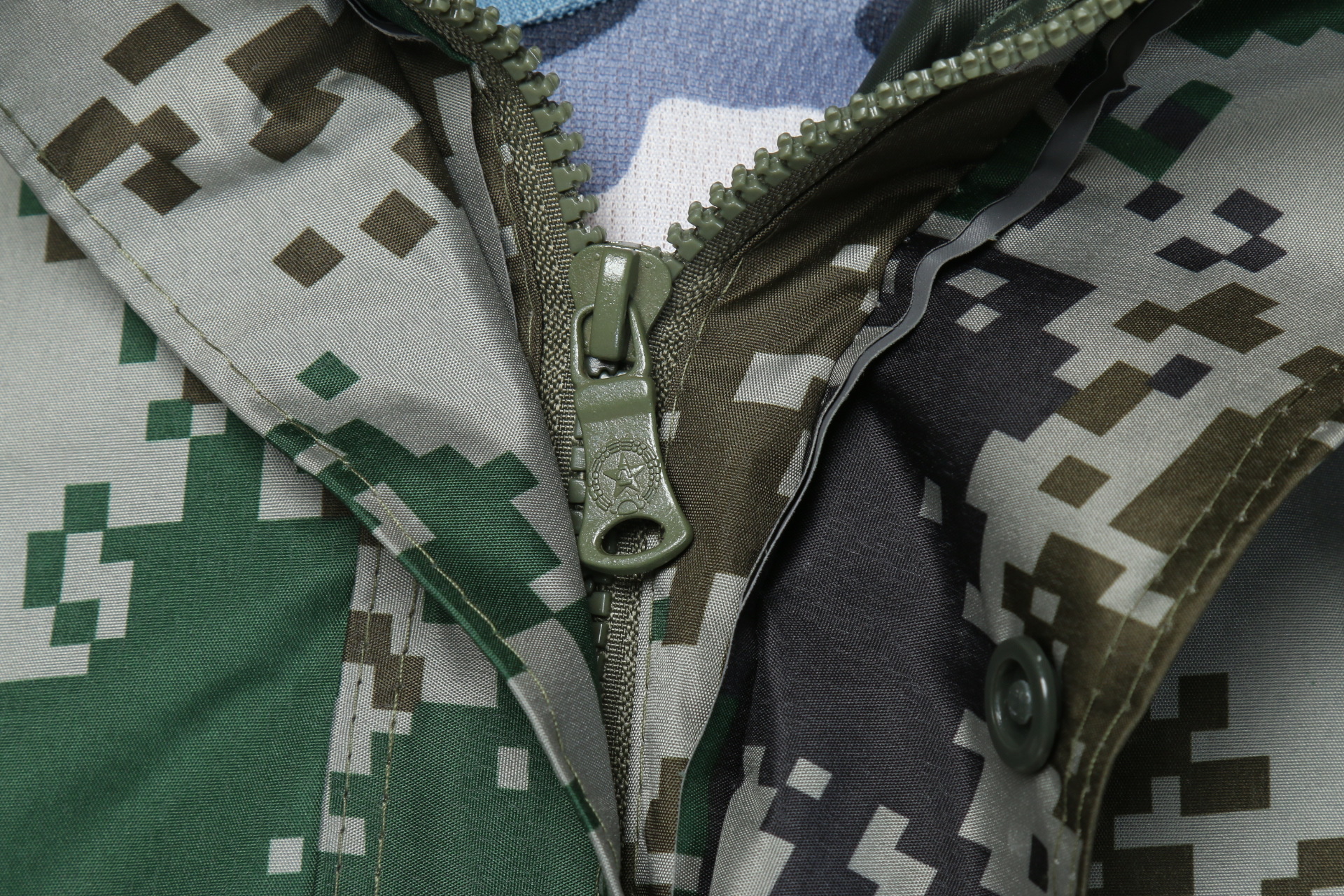 批发正品雨衣07迷彩雨衣户外训练分体救援雨衣丛林数码雨衣批发部