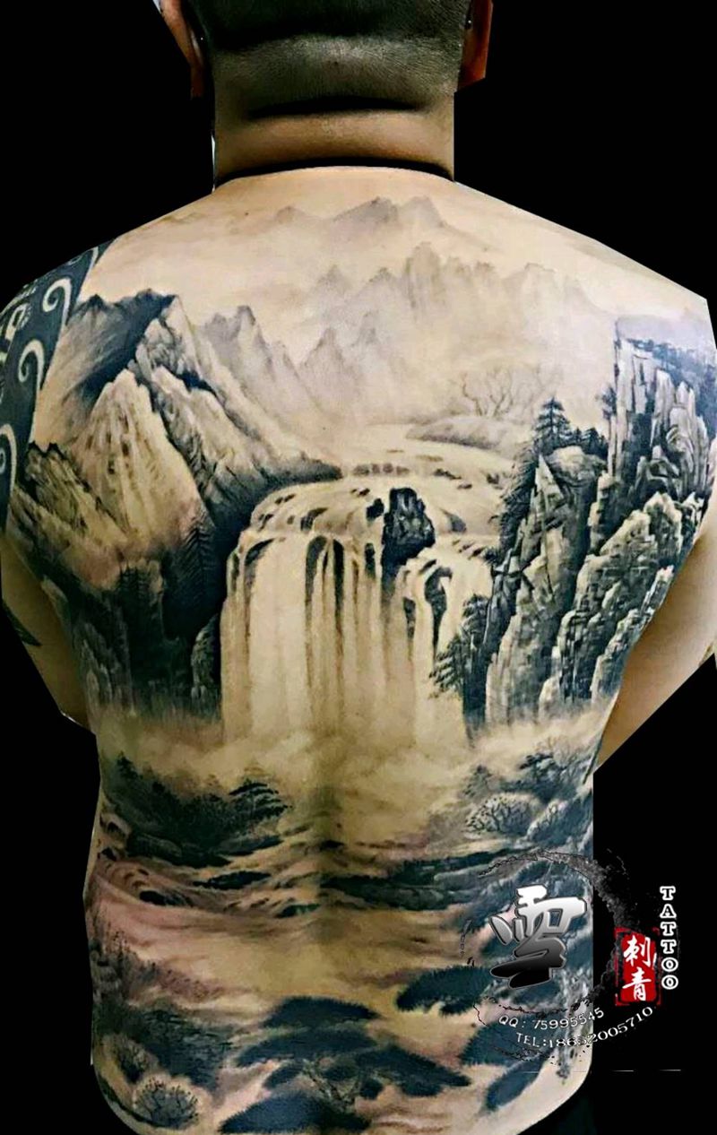 山水满背纹身图片_国画静物成品纹身图案