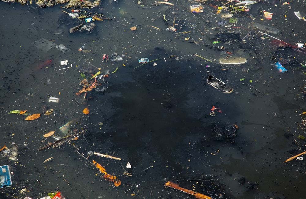 实拍世界上最脏河流,60%鱼类被毒死附近居民身患疾病!