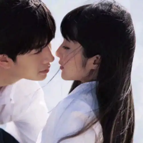 非常甜又恩爱的情侣头像00后情侣专属一对两张