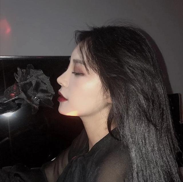 超高冷霸气女生御姐头像