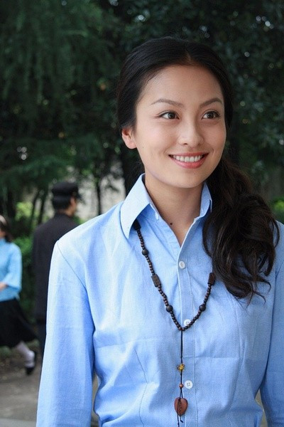 展开全部 齐芳在《大秦帝国之裂变》中饰演莹玉.