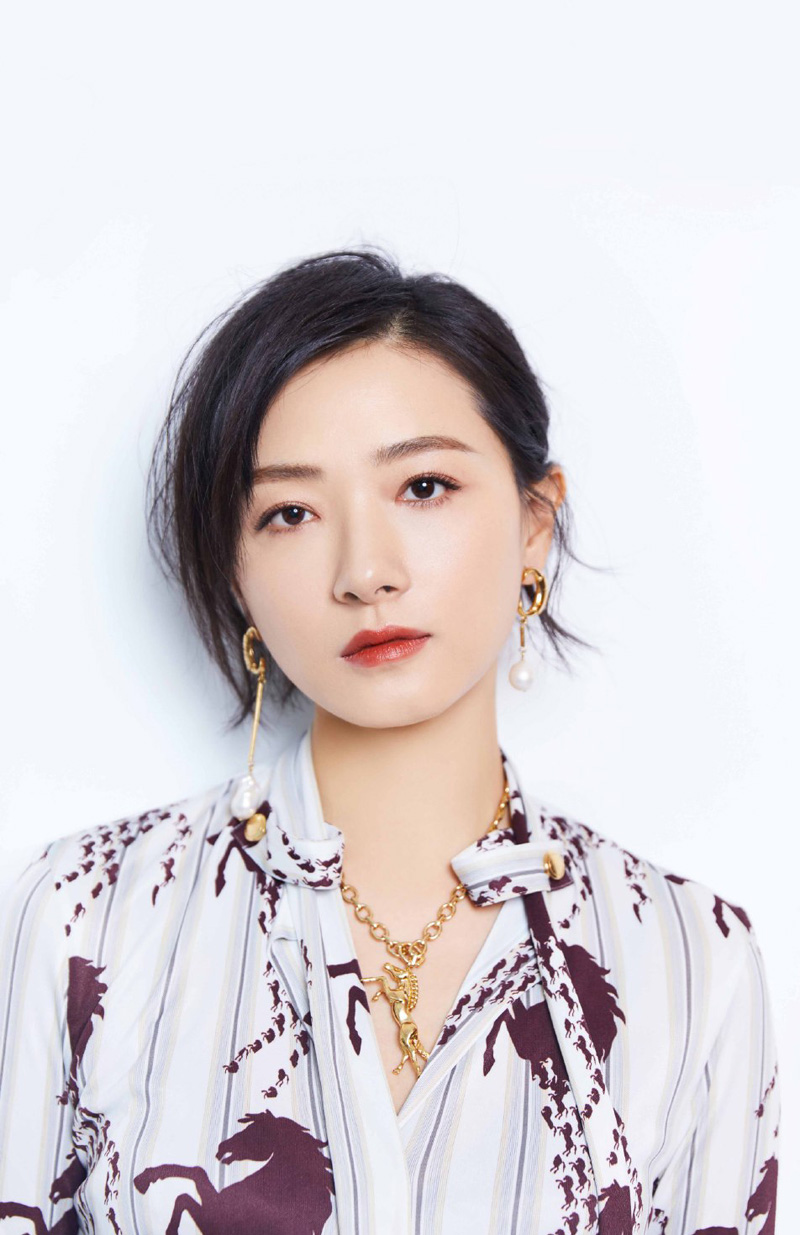 万茜图片万茜清新优雅写真图片