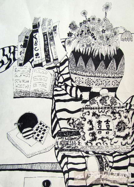 作品名称:  《书桌一角》