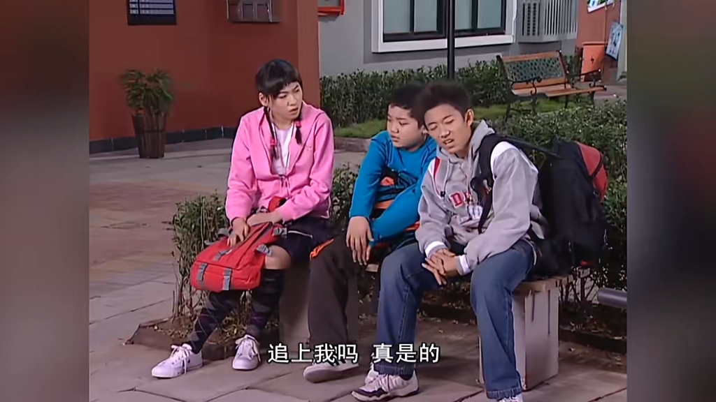 家有儿女3:三孩子吃腻快餐,一提起吃西餐,吓得赶紧跑