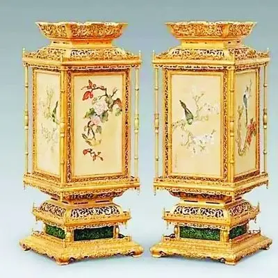 木贴金嵌玉花鸟纹宫灯