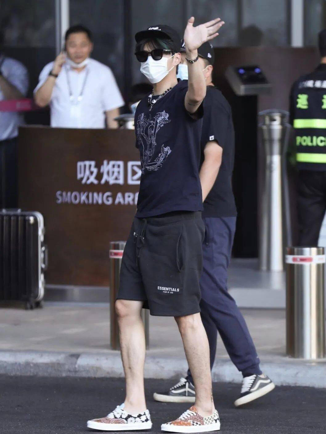 吴亦凡同款vans腰果花 美国官网意外补货!