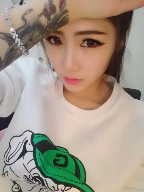 小桃红主播资料美女主播详细资料大全