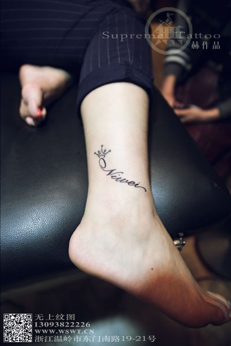 女生性感胳膊腹部腿部性感女孩的时尚纹身tag标签:女生小清新手臂猫