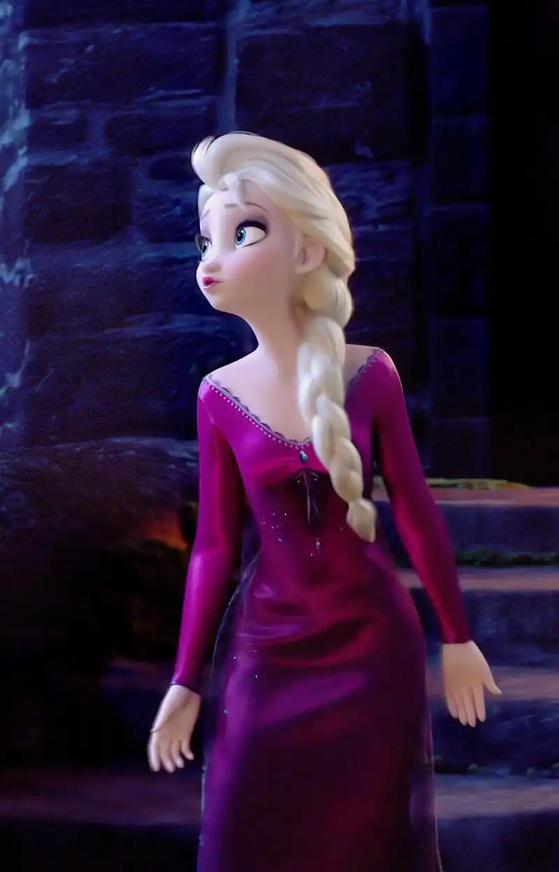 古灵精怪!冰雪奇缘2 艾莎女王高清特写壁纸!