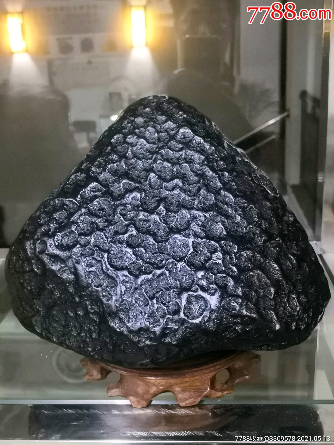 精品石陨石摆件