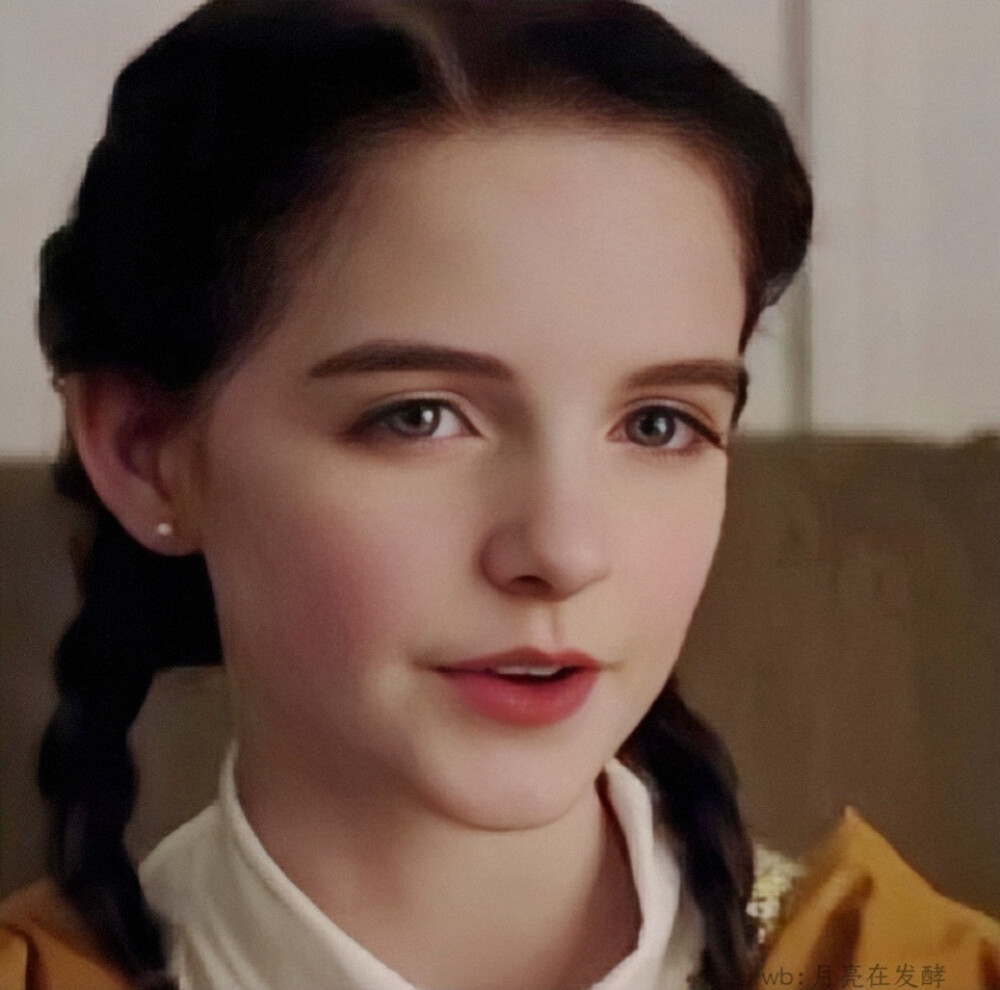 mckenna grace 麦肯娜格瑞丝 微博@月亮在发酵