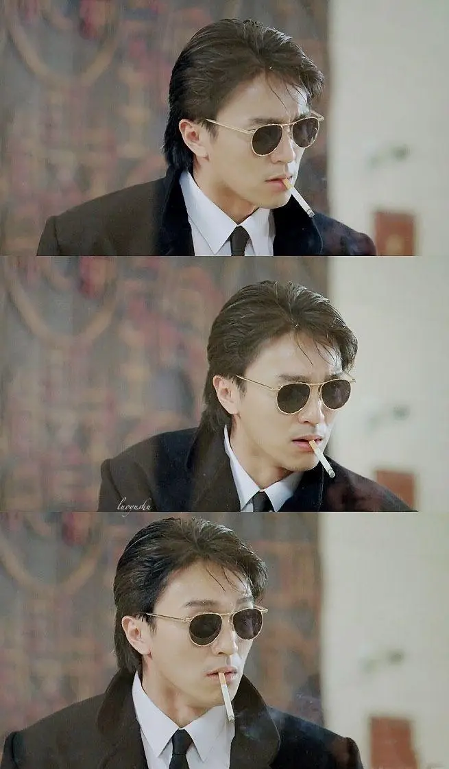 周星驰黑长直照片真"婀娜"!星爷扮女人正面照在这里_白晶晶_男人_身材