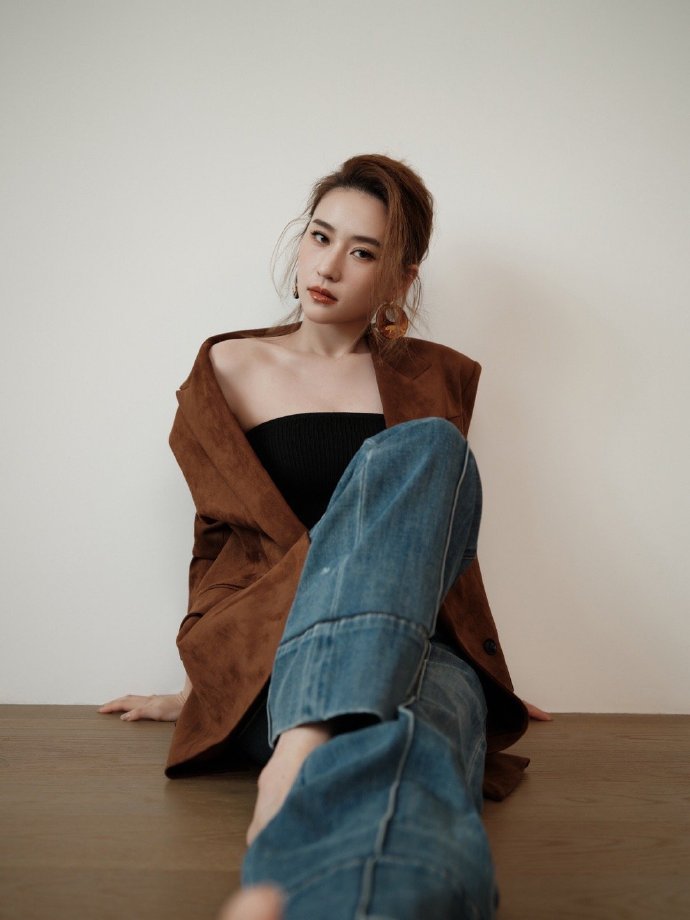 #sohufashion·星鲜事##路人镜头下的何超莲##何超莲