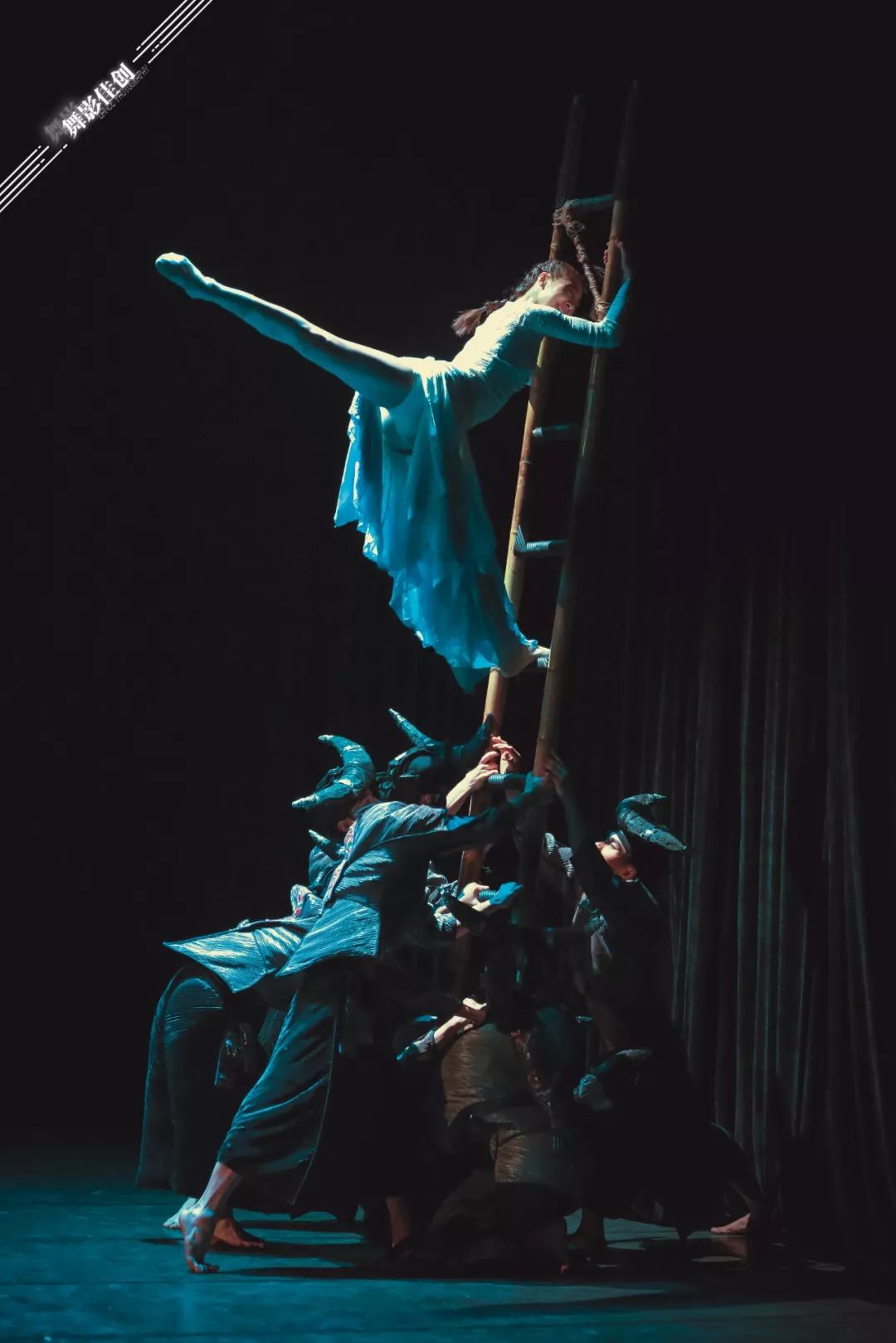 中央民大舞蹈学院原创小舞剧彩虹精彩剧照