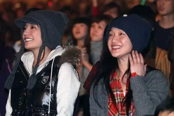 赵薇和周迅共同主演了电影画皮为何整部剧演技却被周迅稳压